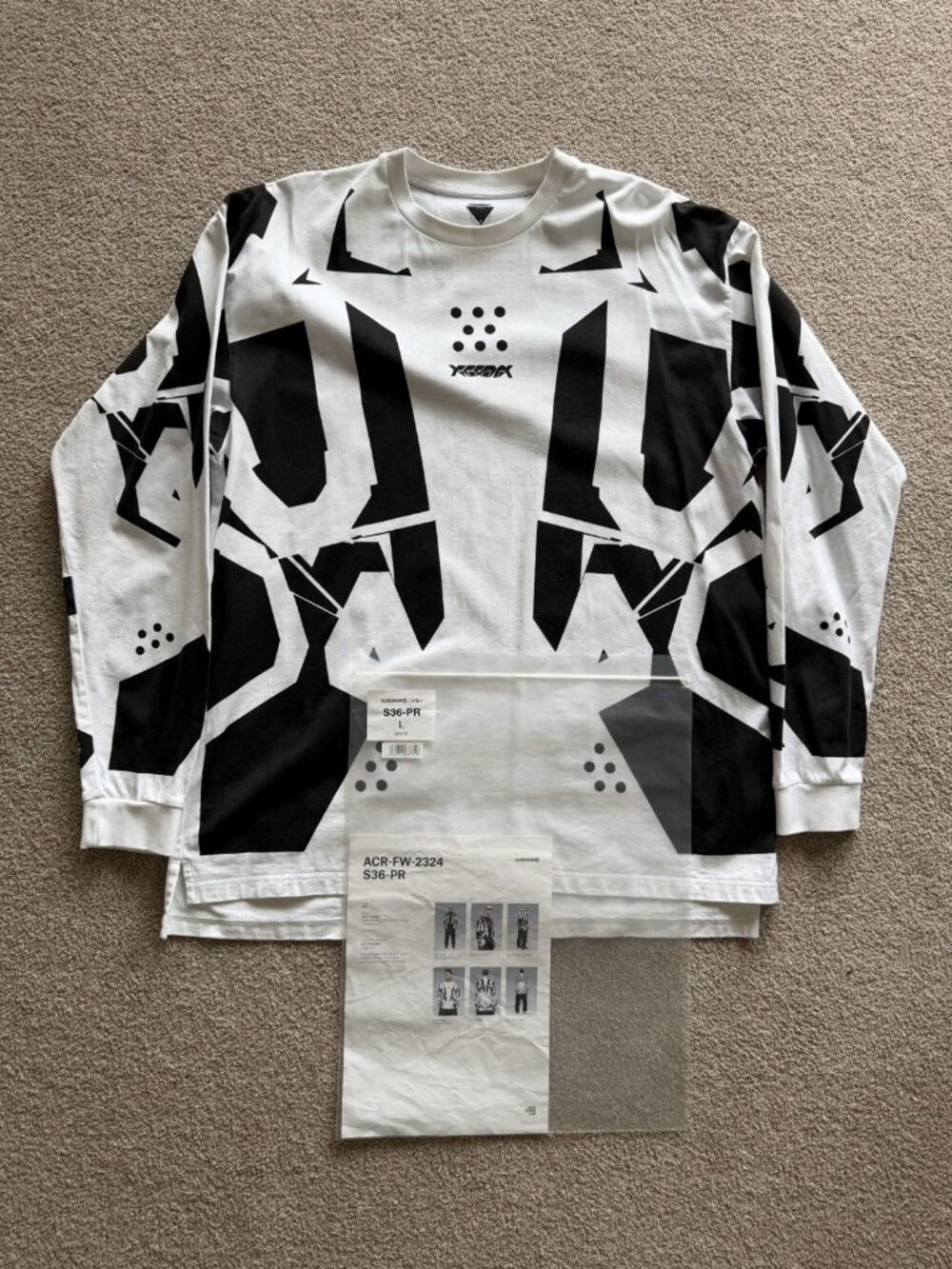 Acronym S36-PR Mecha Print Long Sleeve T-Shirt Large White Full Pack